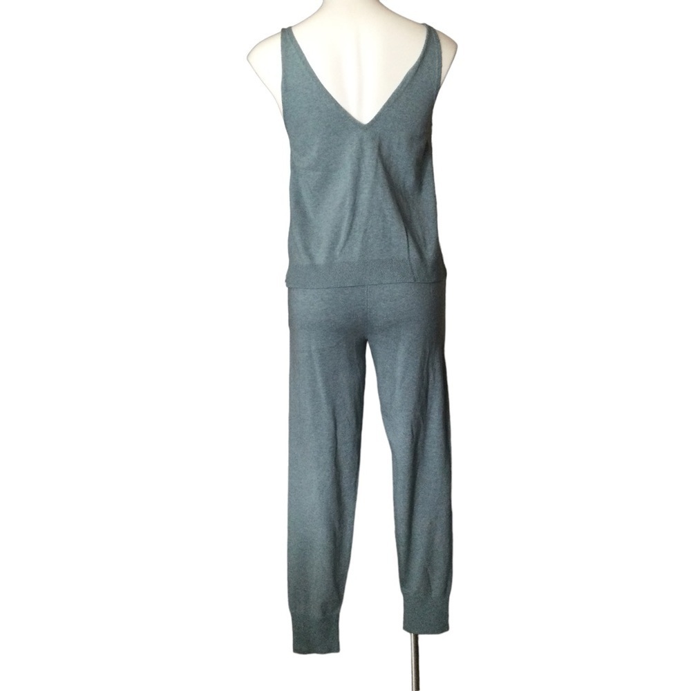 Athleta Salutation Gray Heather‎ Jogger Set - Picture 5 of 16